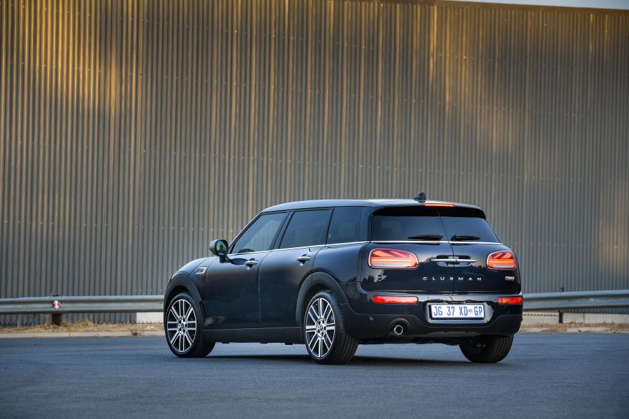  Mini Cooper Clubman (F54) 2019 года  (ZA) (фото 14 из 24)